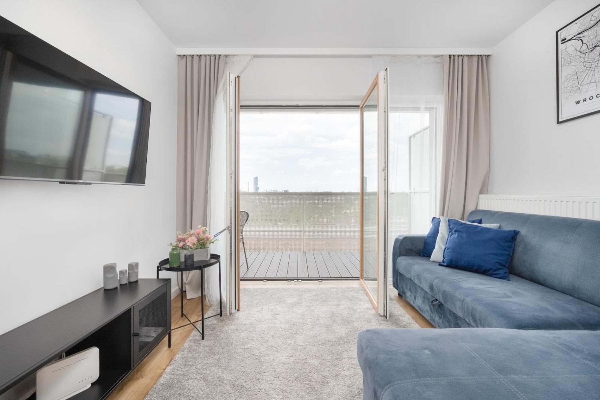 Klasyczny Apartament Z Balkonem We Wroclawiu By Noclegi Renters Buitenkant foto