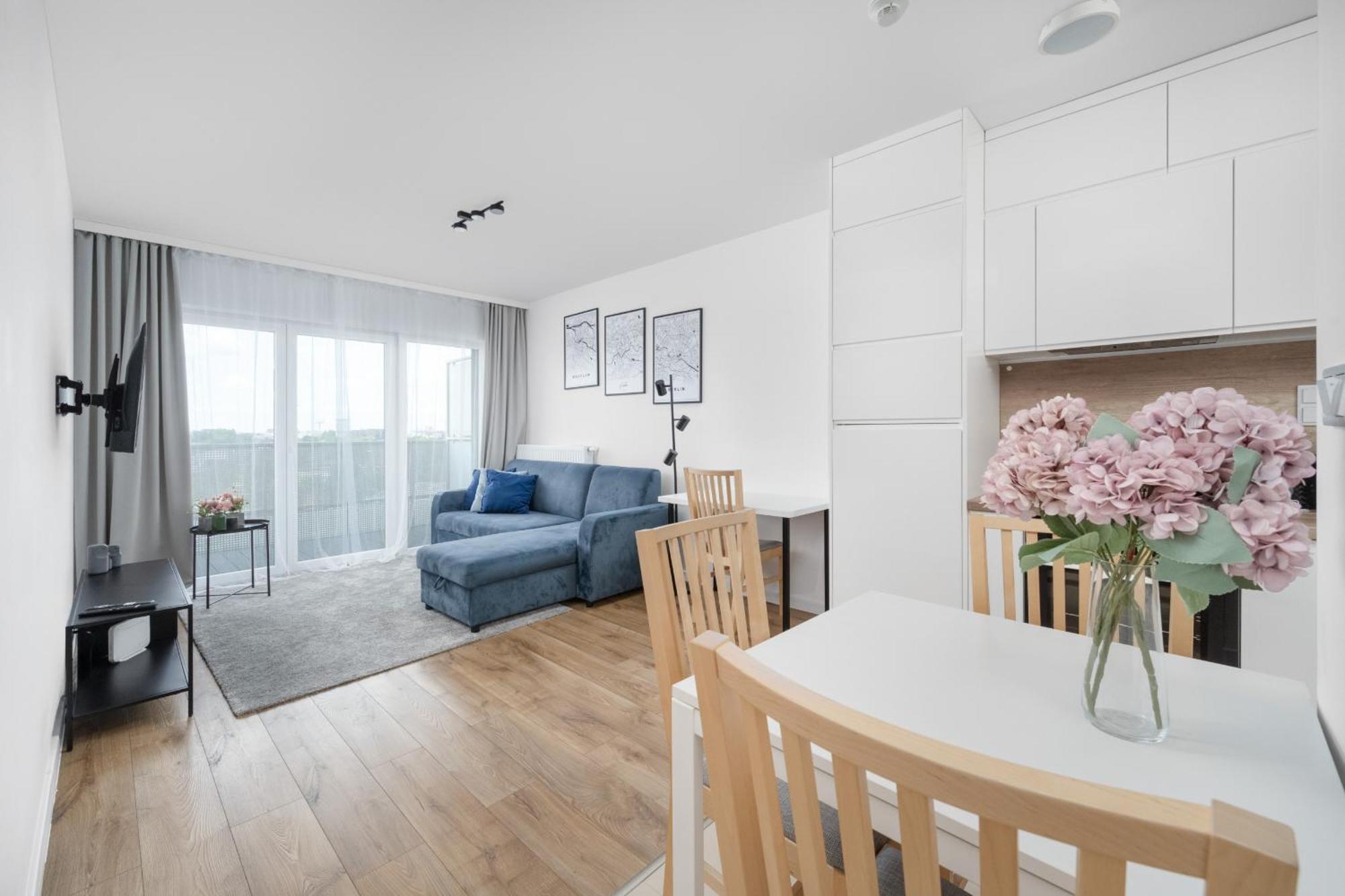 Klasyczny Apartament Z Balkonem We Wroclawiu By Noclegi Renters Buitenkant foto